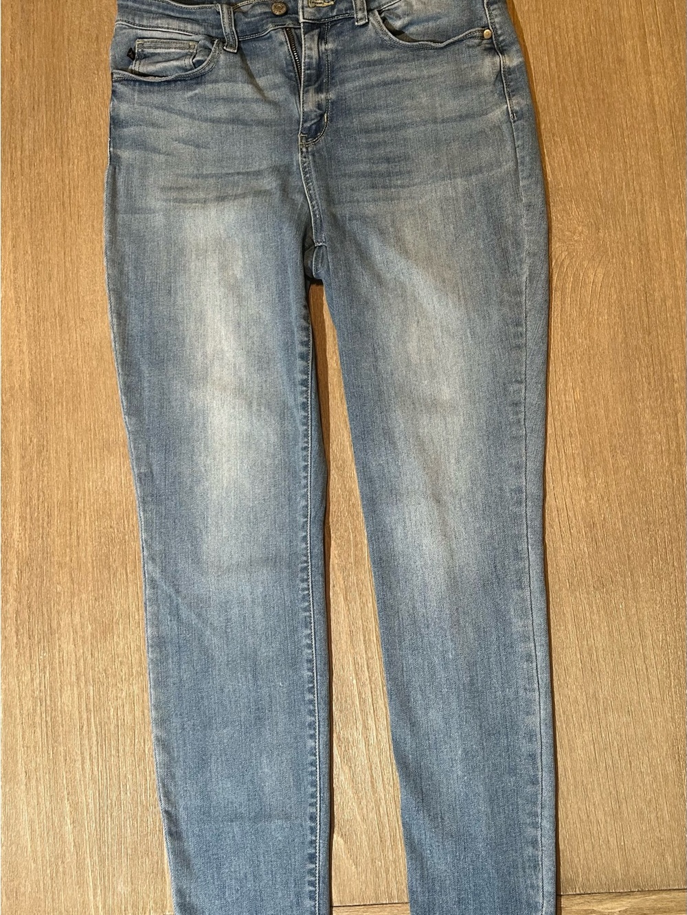 Judy Blue High Rise Relaxed Fit Jeans Light Bleach Wash 13/31 JB82336LT